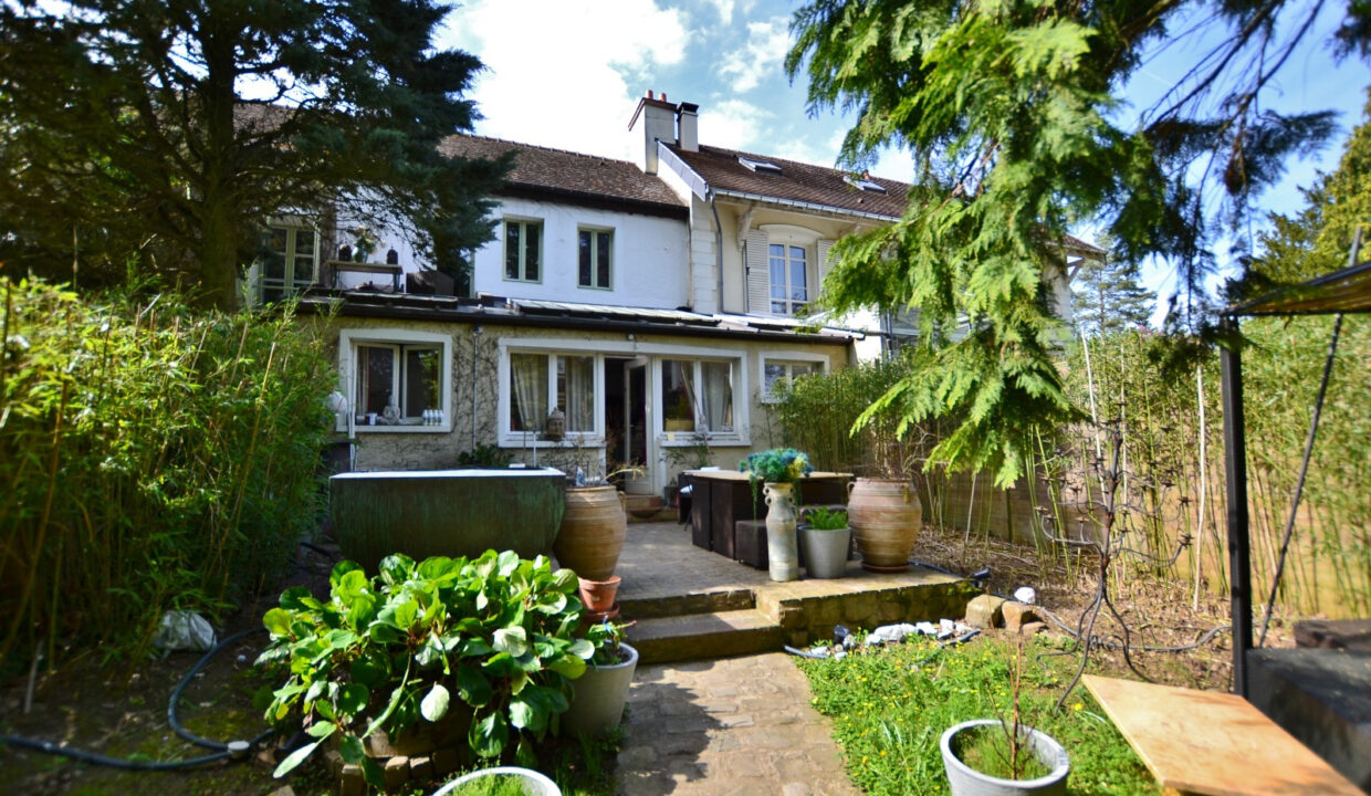 140ff2e1526b813049bda2fe2fd1e95b