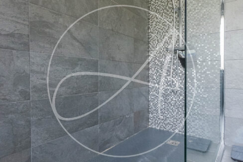 photo_0404bfe3dca8a714e52a0c4646e9a7f1