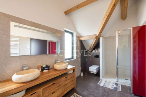 photo_0aee274c3bb256e391240e4ad1dda0f9