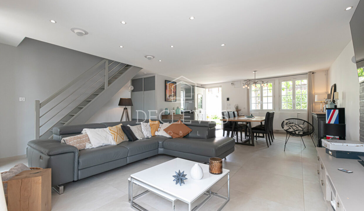 photo_23ce0bff9c80eaf6bc8626adc24cb455