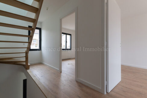 photo_49f5f51f40f3a3e06df66c834ec4c125