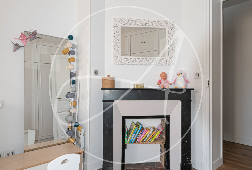 photo_61a9f5a900fc8cef4f7b7b73a44dd897