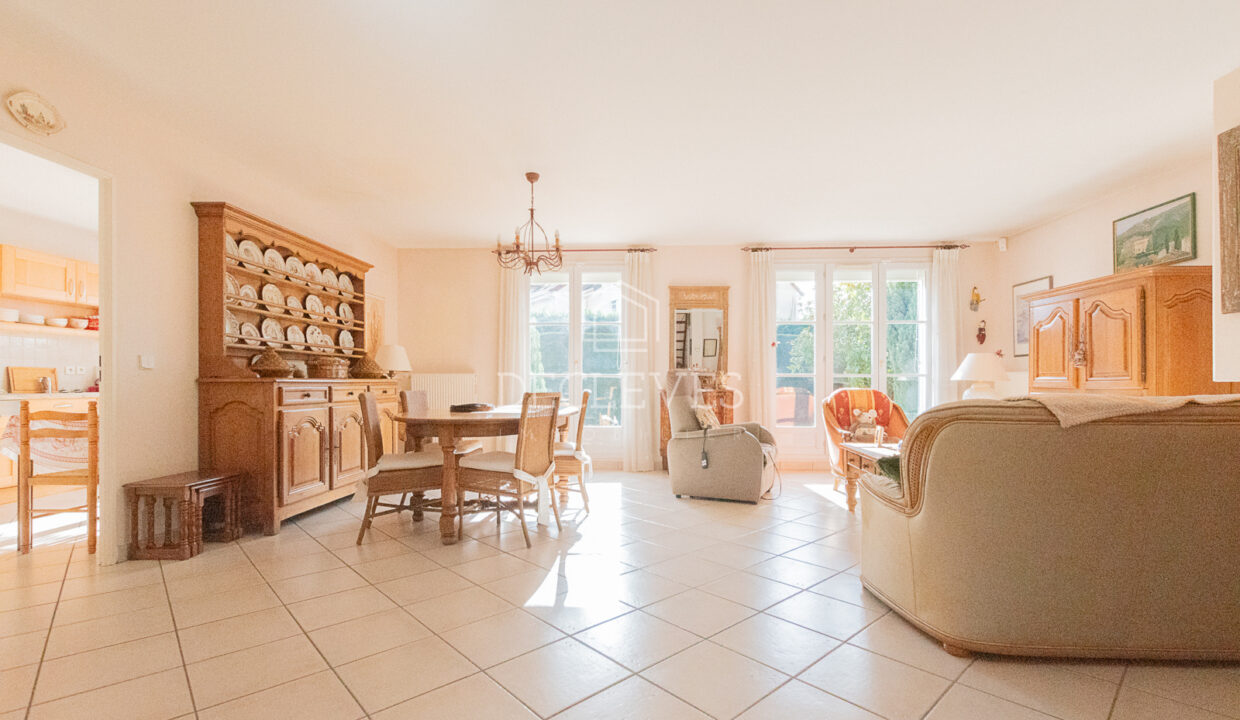 photo_6984ebb69733ff5afbe7771476c7cd90