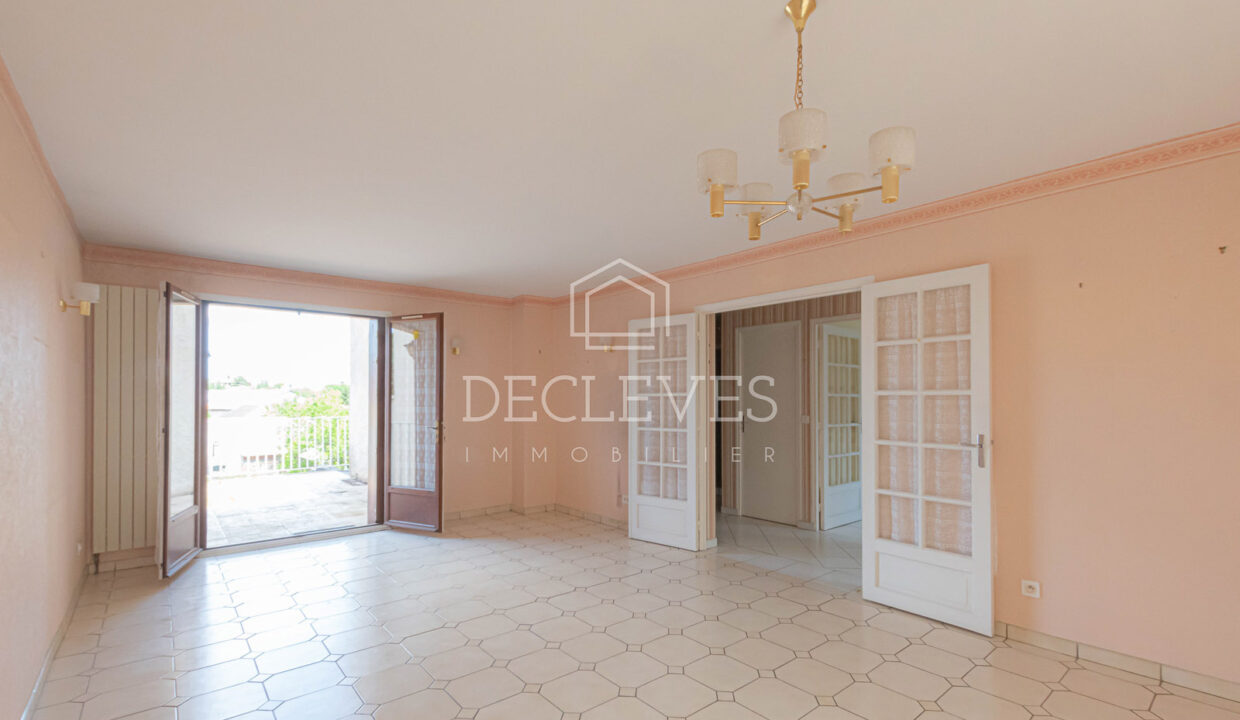 photo_790e3b050464193e021853d32f43f4cb