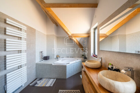 photo_97942ce7ea08288deba8e9fbf460577c