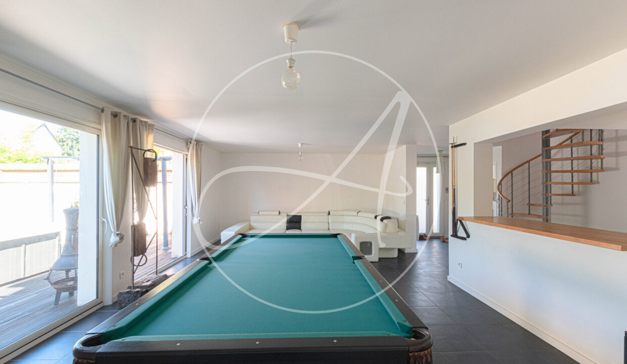 photo_aea1c0690ec4d4e2dafc91db5abc9372