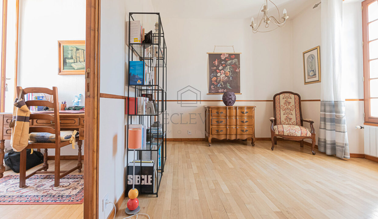 photo_db1936f884f6a852afaaca3af3c7952e