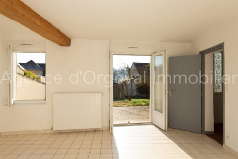 photo_dc5003fbc8b20d1e43b5e8d71f111033