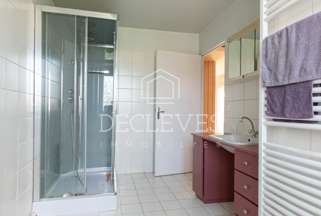 photo_e0f0e8e10f8a42465ba911c9e898fd96