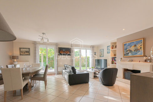 photo_e258d8c551ca62e7de17b5e3f1b4b7a9