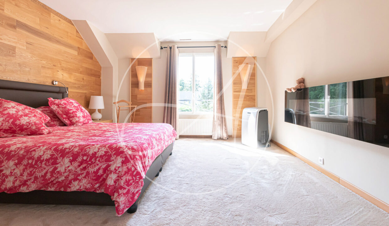 photo_e372901de978a9101d23ed043a36e9cb