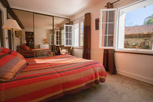 photo_e53ef2300b3ebe3bba8c560e21d0c7c8