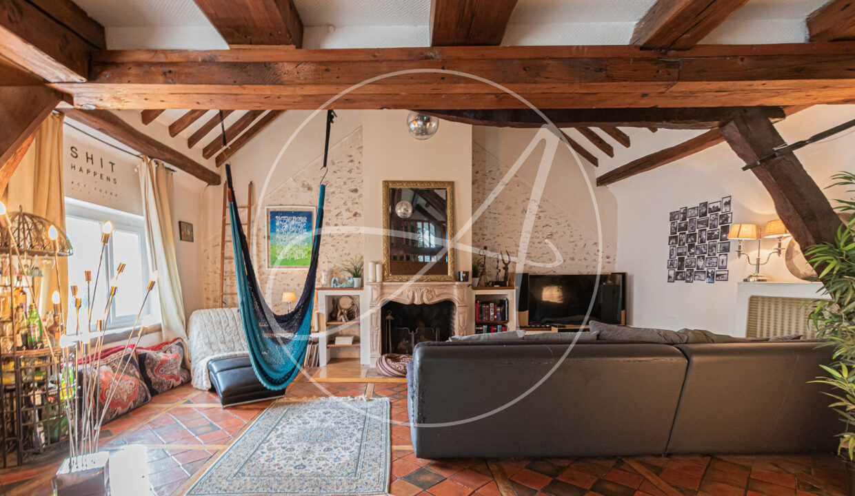 photo_e6e45efa792763159501023101c3299a