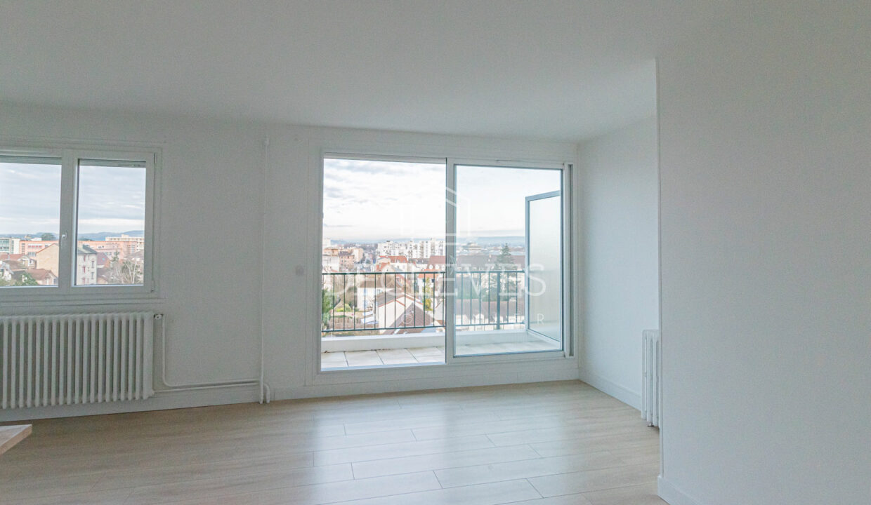 photo_e9325dc5d7c39ef4c6ea00cc1dd22809