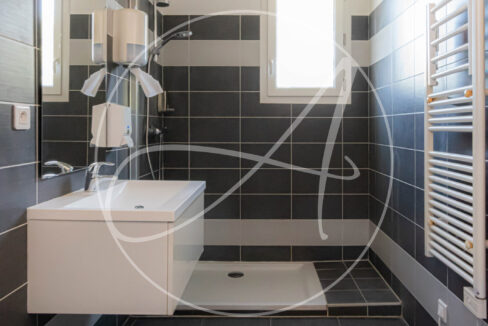 photo_ed449687bc9a235efee0a21023195798