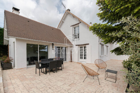 photo_fa98ac8f3d87db1c2f5a96915e89a893