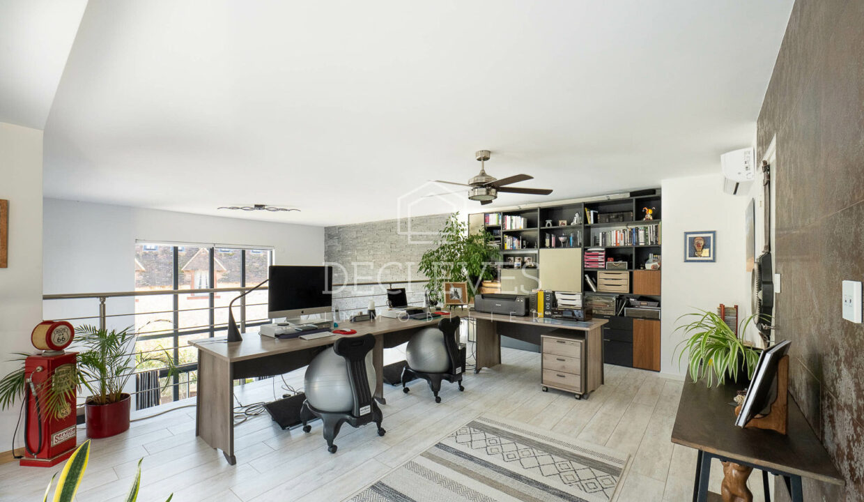 photo_fe4da73781204786908a1c94dcc6405e